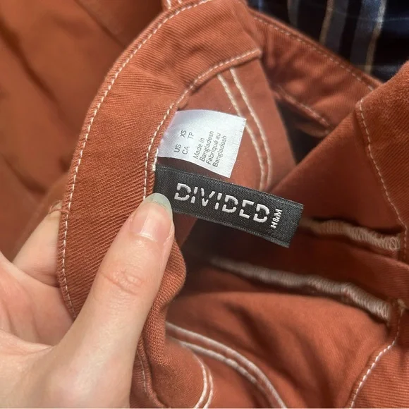 H&M Rust-Brown Zip Front Belted Mini Dress - Picture 3 of 3